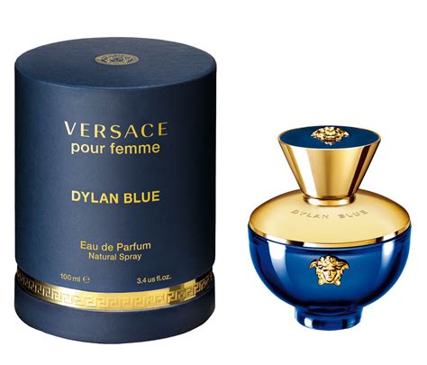 blue sfilata versace|versace pour femme dylan blue.